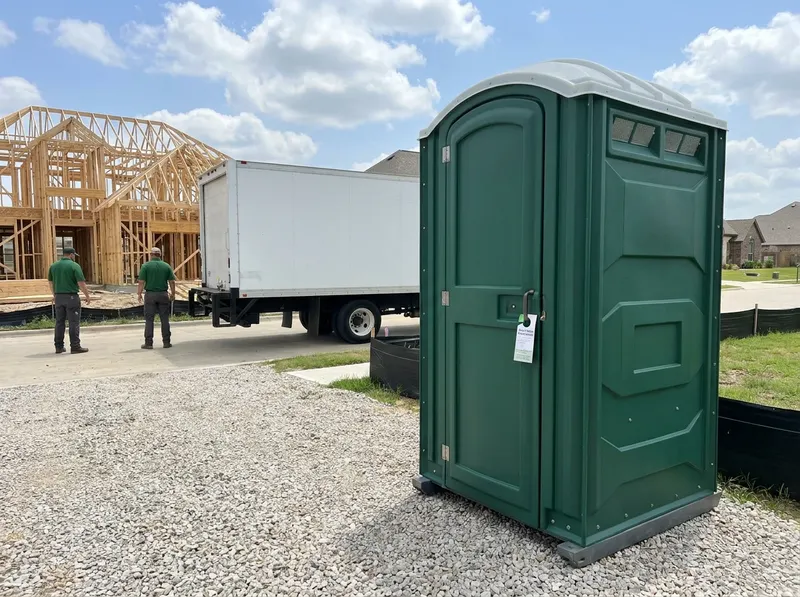 Deluxe Flushing Portable Restrooms in Bryan, TX